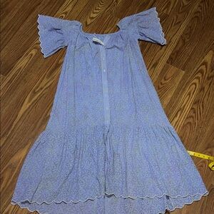 NWT Sandra Periwinkle Laced Overly Lined Flowy Floral Detail Dress Womens Large‎